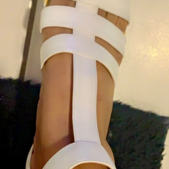 Nine West white sandals - Picture 6 of 10